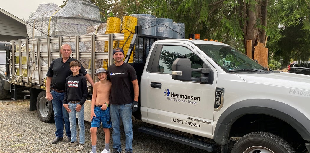 Hermanson brings supplies to Malden, WA Image